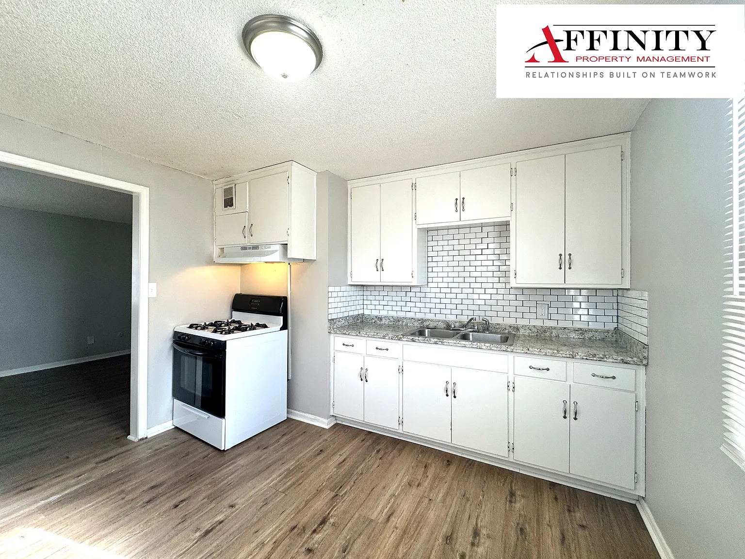2 bed, $1,025 — Photo 4