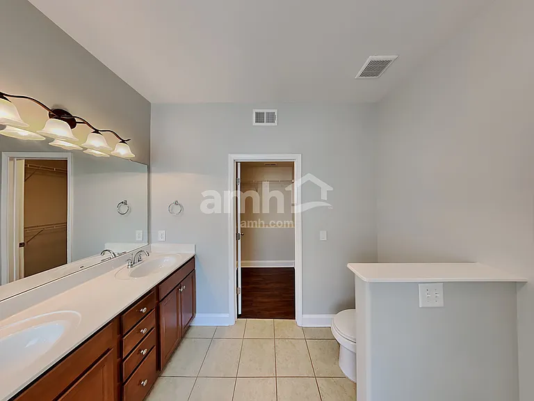 975 Legacy Park Rd — Photo 10
