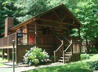 1525 Walt Price Rd, Sevierville, TN 37876