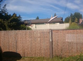 12508 4th Ave NW, Seattle, WA 98177