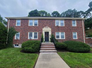 169 Everett St #4, Quincy, MA 02170