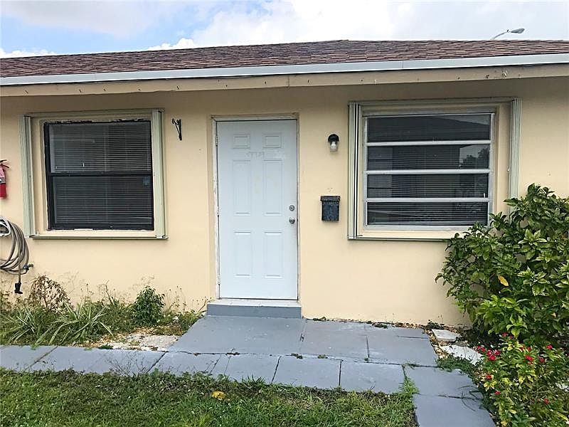 1st image of 5891 NE 18th Ave #4