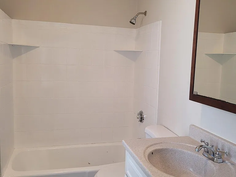 9 Shawmut Ter — Photo 26