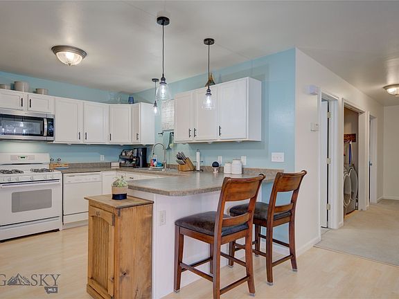 5th image of 1106 Biehl Dr APT B