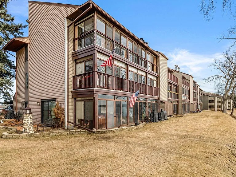 730 Cliffs Dr #303-A — Photo 25