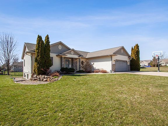 2nd image of 25 Millard Ct