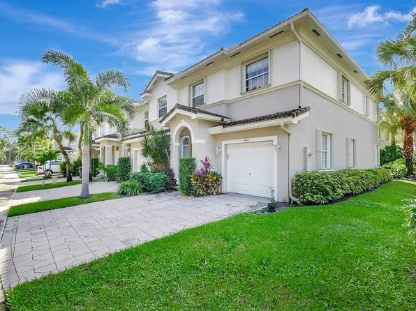 4446 Regal Court, Delray Beach, FL 33445