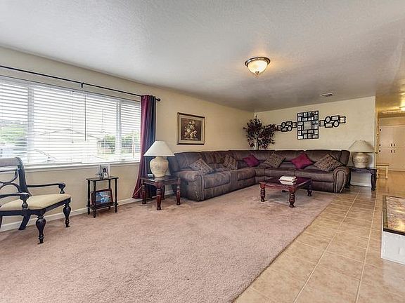 4th image of 2360 51st Ave