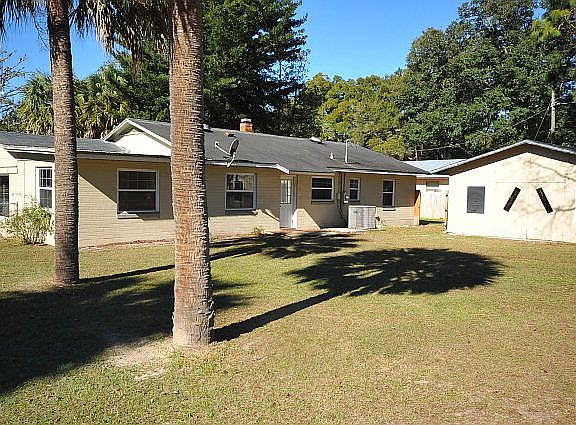 5th image of 707 N Young Blvd