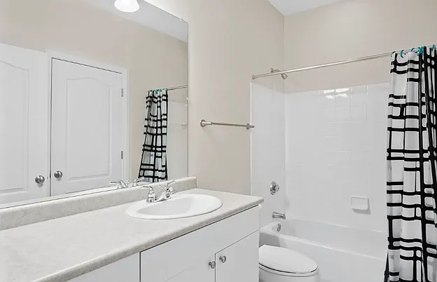 Bathroom #2 With Tub