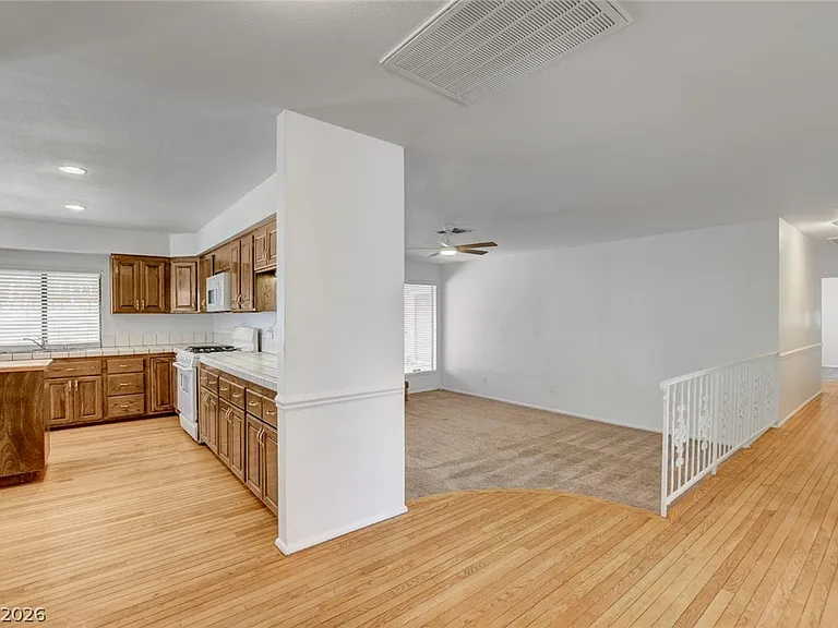 804 Glen Abbey Cir — Photo 9