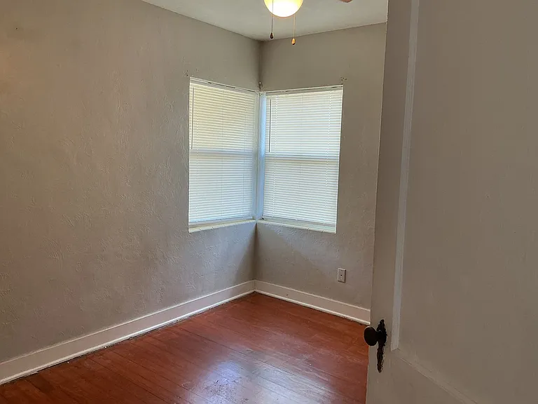721 E Lowell St — Photo 12