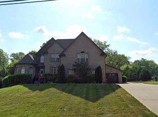 1915 Basham Ln, Clarksville, TN 37043