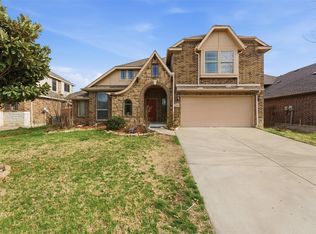 1310 Hearthstone Dr, Burleson, TX 76028