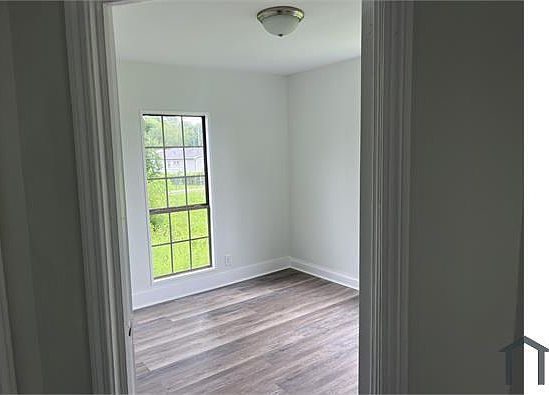 2nd image of 2526 Lee Ave SW