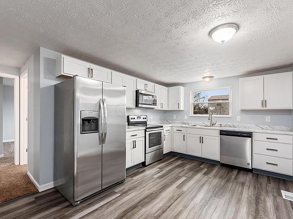 4th image of 6511 Centennial Dr