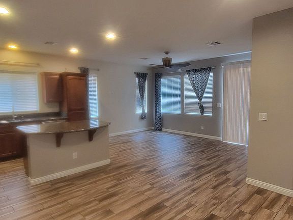 4th image of 9842 Mandrake Ln