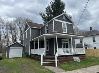 127 S Pymatuning St, Linesville, PA 16424