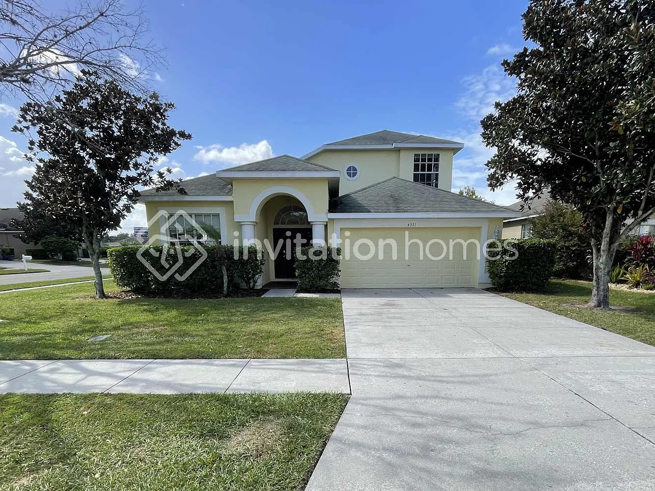 4321 Highcroft Dr Wesley Chapel, FL 33545 — Photo 1