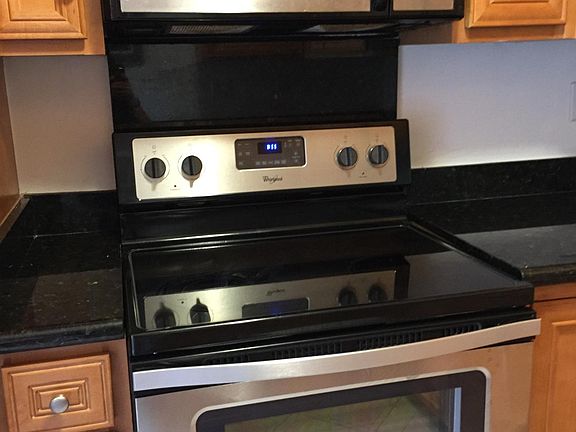 5th image of 5075 Narragansett Ave Unit 104