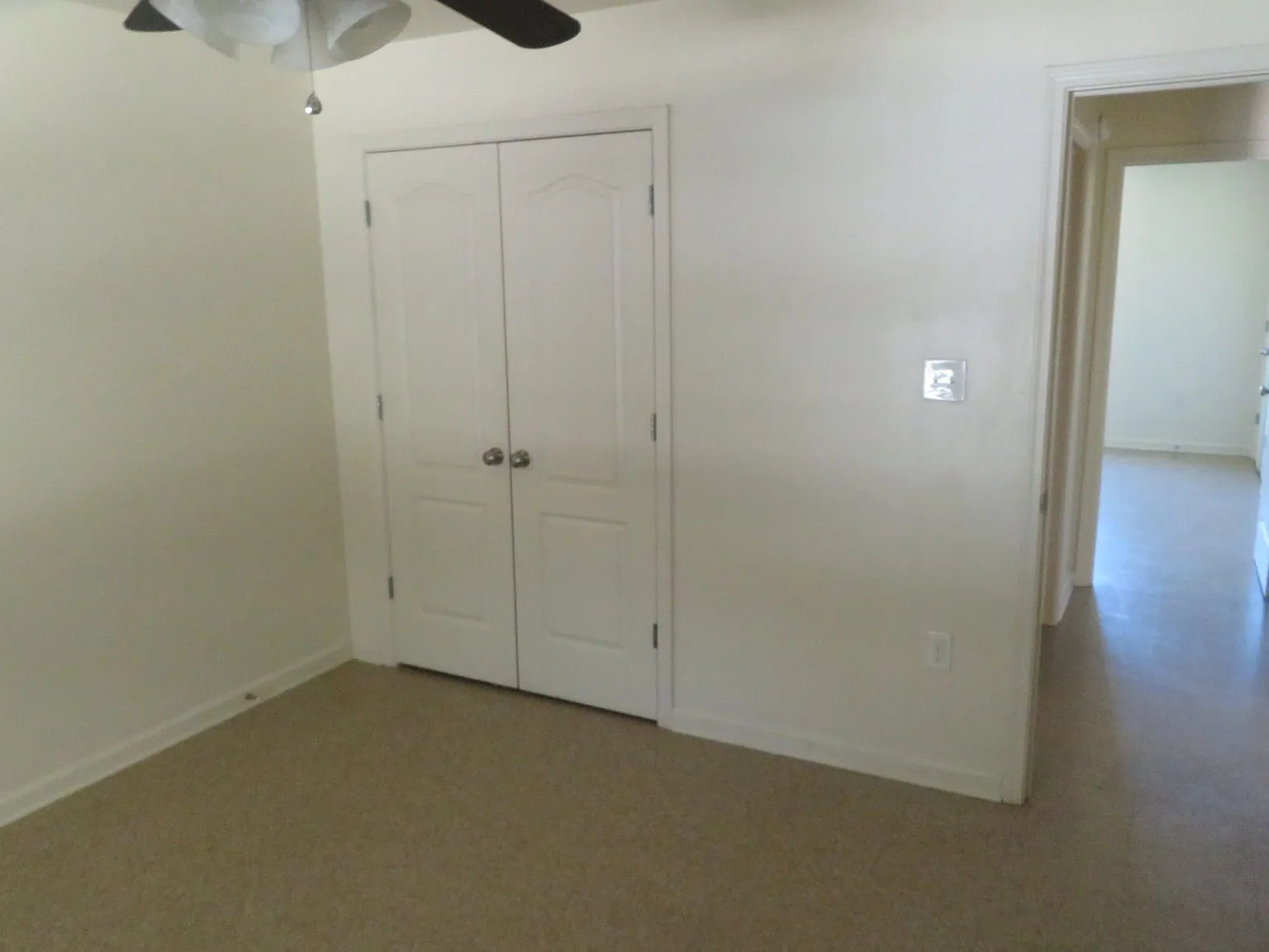 Country Apartments — Photo 4