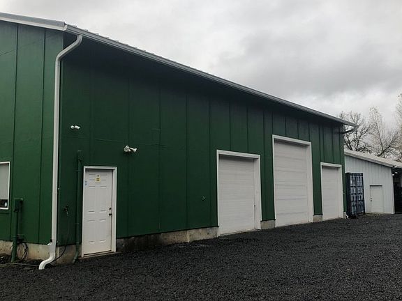 2nd image of 1441 W Main St