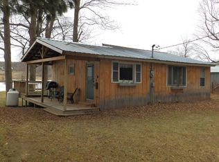 61 Pleasant St, Russell, NY 13684