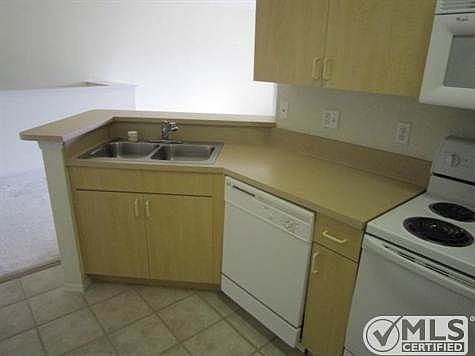 5th image of 1604 Belmont Pl