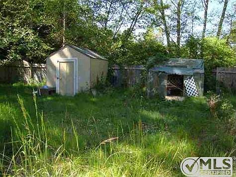 3rd image of 255 Ireland Way