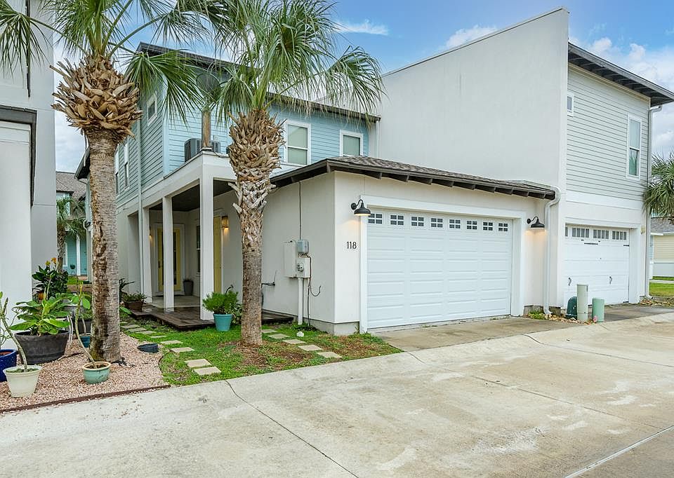1st image of 118 Lavaca Cir