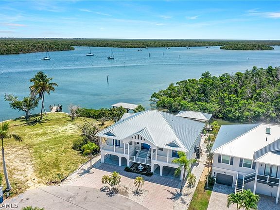5th image of 270 Tropical Shores Way