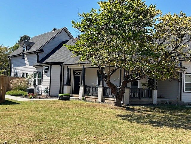 409 Maple from the front