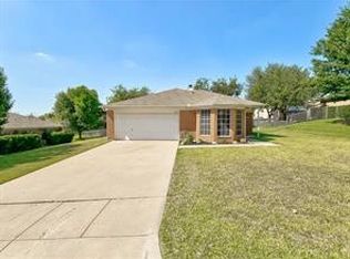 644 Cedar Ridge Ln, Burleson, TX 76028