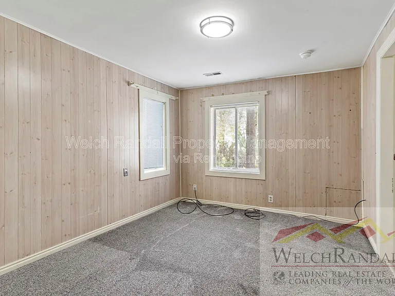 421 E 2625 N — Photo 13