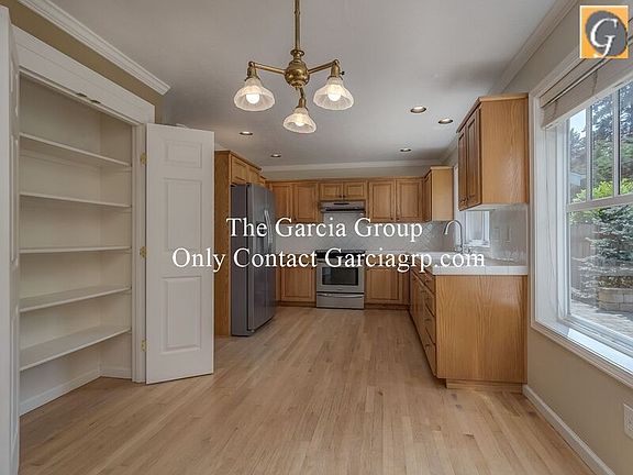 4th image of 780 5th St