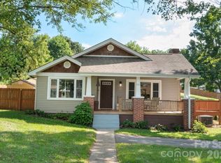 780 Jupiter Rd, Weaverville, NC 28787