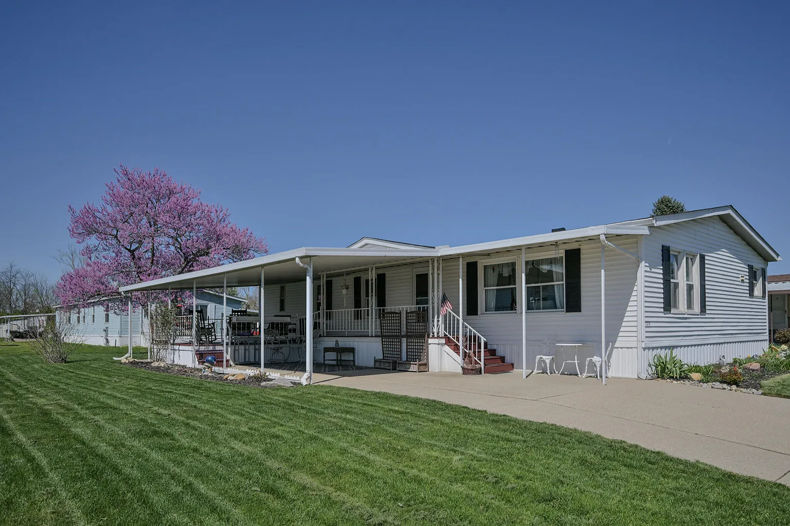 12218 Sandi Ln photo 1