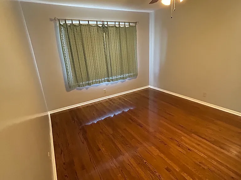 2590 Madison Ave — Photo 25