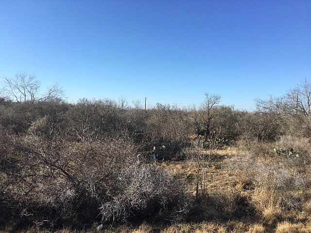 2nd image of 1268 County Road 400