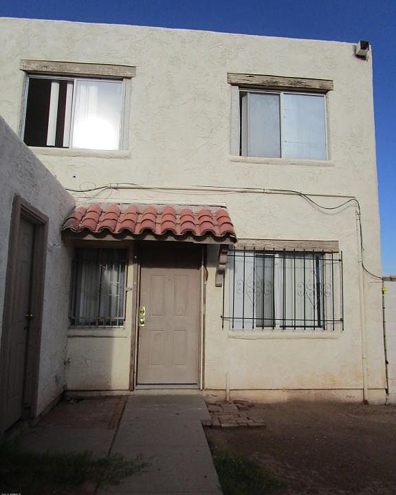 1st image of 4644 E Wood St