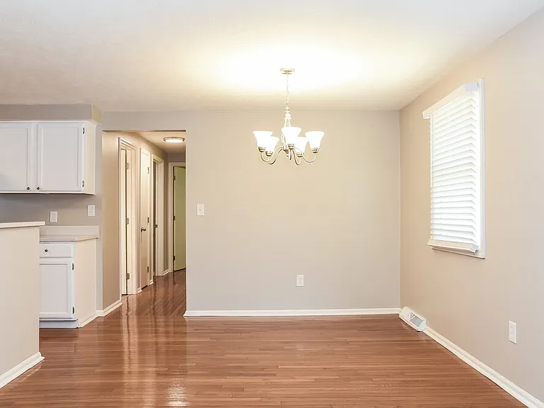 1204 Daylight Dr — Photo 4