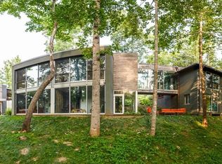 3020 Ridge Rd, Charlottesville, VA 22901