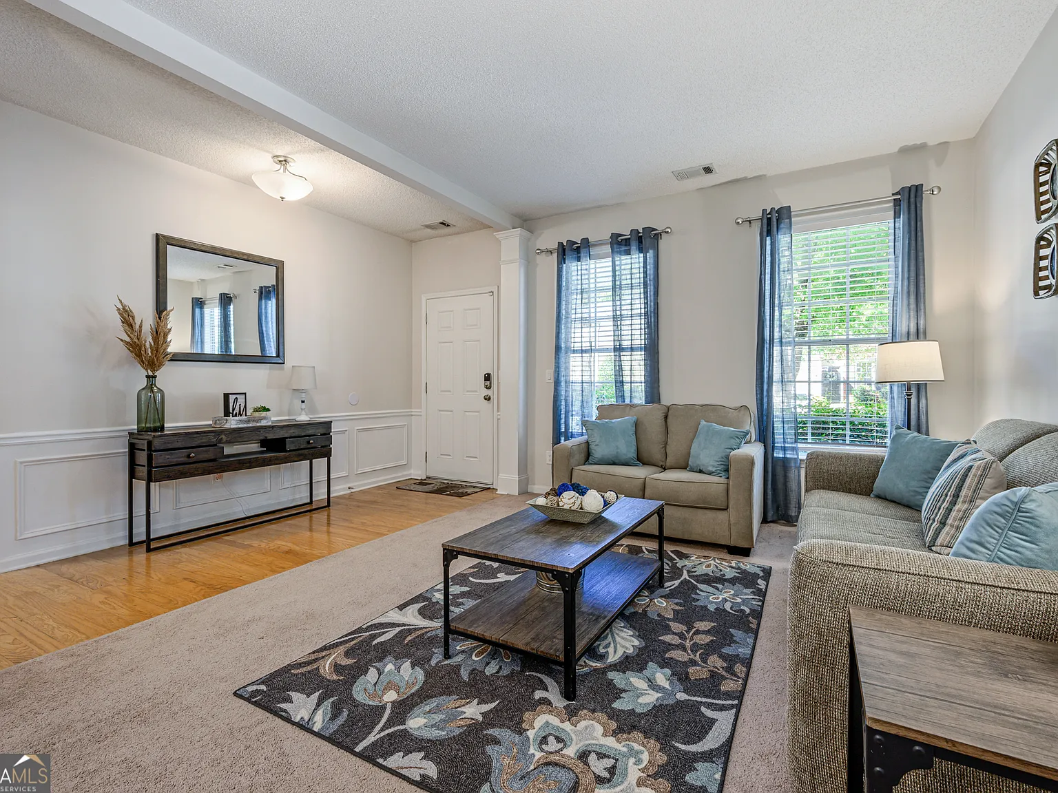 3 bed, 2.5 bath, $4,878 — Photo 4