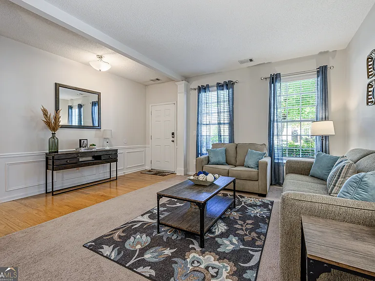 206 Persimmon Trl — Photo 4