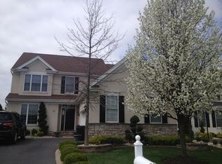 30 W Parsonage Way, Manalapan, NJ 07726