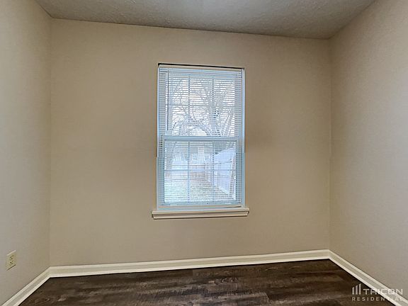 4th image of 11334 Cherry Blossom East Dr