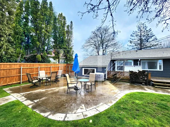 2103 N Wycoff Ave, Bremerton, WA 98312