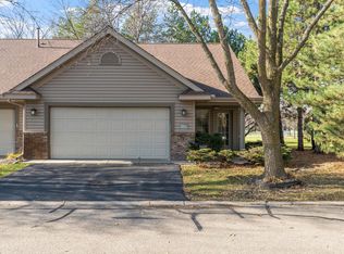 8310 Rhoy St, Victoria, MN 55386