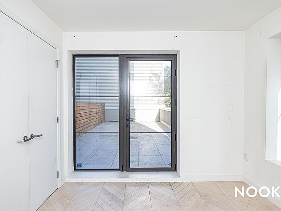 4th image of 144 West St #206