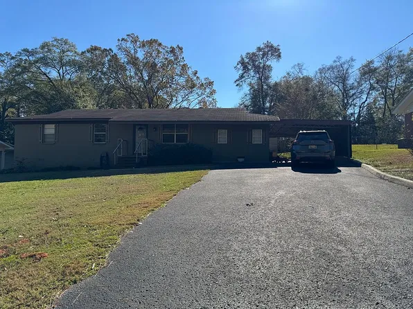 110 Bluebell Dr, Andalusia, AL 36420